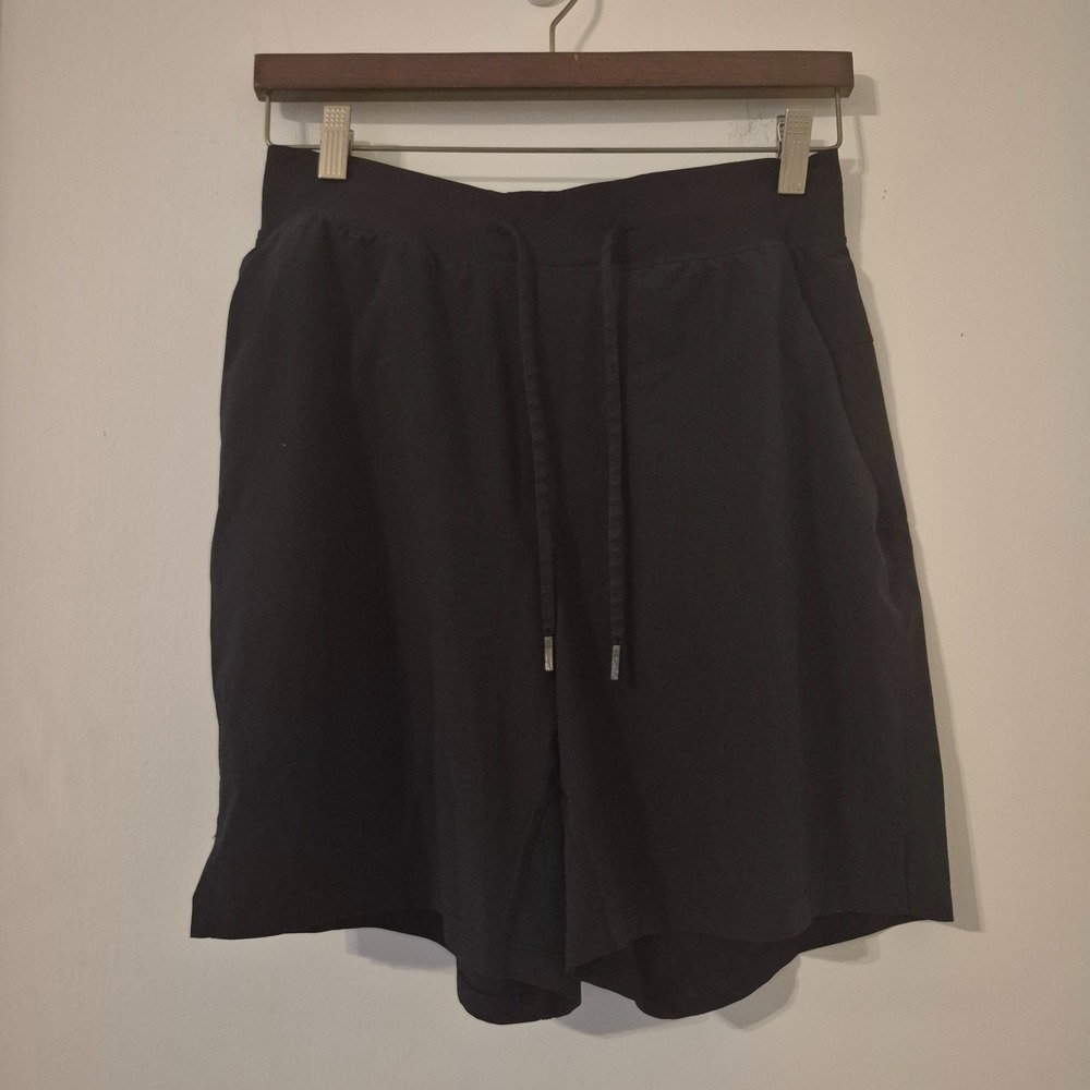 Lululemon Men's Size M T.H.E. Short 7" Linerless Black Flat Waistband Athleisure